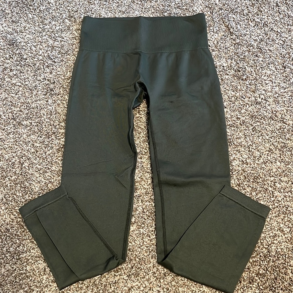 Paragon Dark Green leggings. Size medium